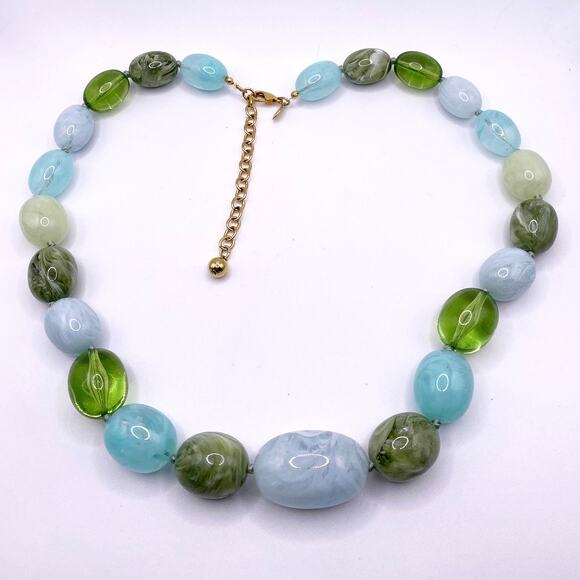 Joan Rivers Green Tones Lucite Chunky Necklace 26” Glows On Dark Light - Picture 5 of 5